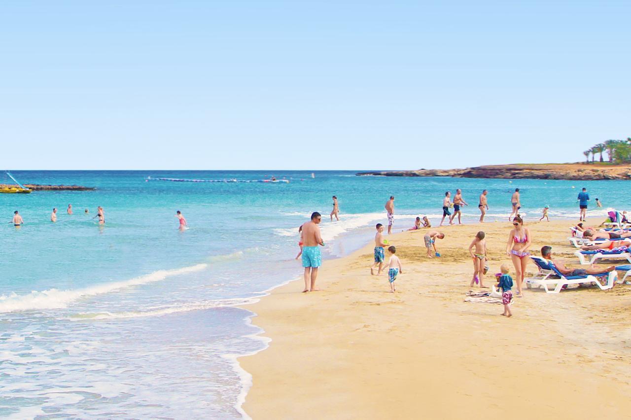 Amber - Coralli Beachfront Apartment Protaras Esterno foto
