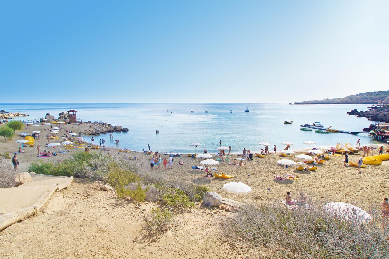 Amber - Coralli Beachfront Apartment Protaras Esterno foto